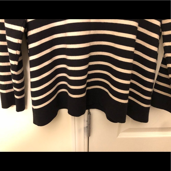 [Mila Owen] Black&Creamy White Stripe Sweater - Picture 7 of 8